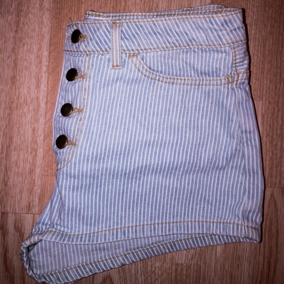 American Apparel Stripes Short - Picture 2 of 5